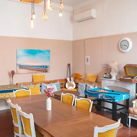 Hostel La Maioun