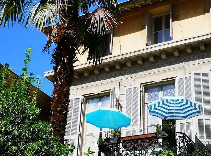 La Maioun Hostal *