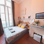 Hostel La Maioun *